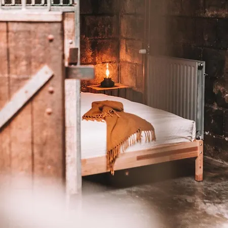 Penzion Crash'nstay - Paardenstal *