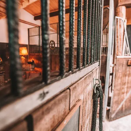 Crash'nstay - Paardenstal