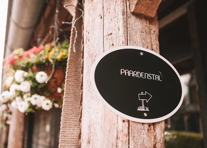 אורחן Crash'nstay - Paardenstal Sprang