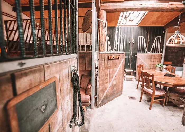 Crash'nstay - Paardenstal אורחן Sprang