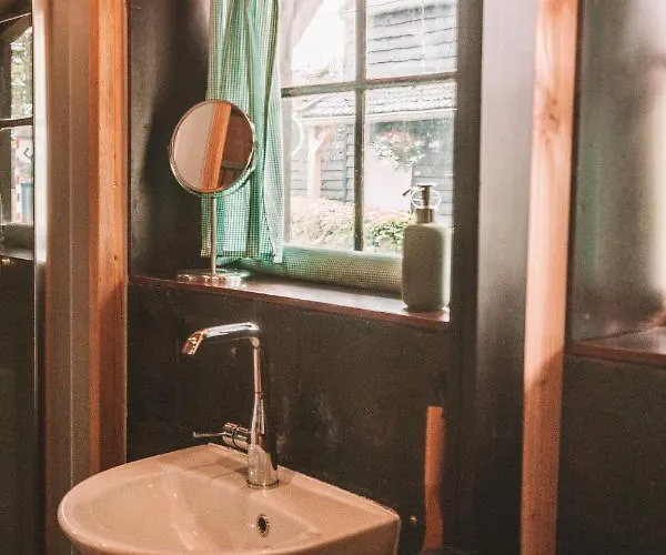 Värdshus Crash'nstay - Paardenstal Sprang